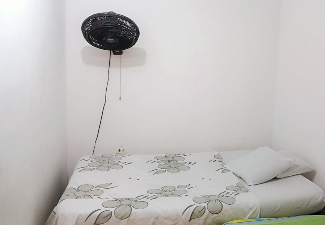 Casa Amarilla Hostel - Cali Exteriör bild
